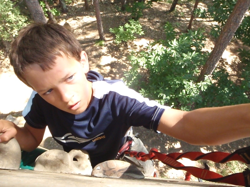 Village Camps International Summer Camp Ard&egrave;che, France 2019-07-26 https://www.villagecamps.com/journals_admin/images/21-23-Daysion on the rock wall.jpg